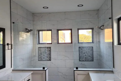 Example of a bathroom design in Houston
