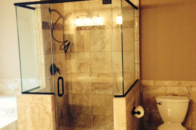 Bathroom - bathroom idea in Dallas