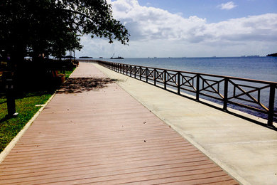 Endeck Boardwalk in Trinidad