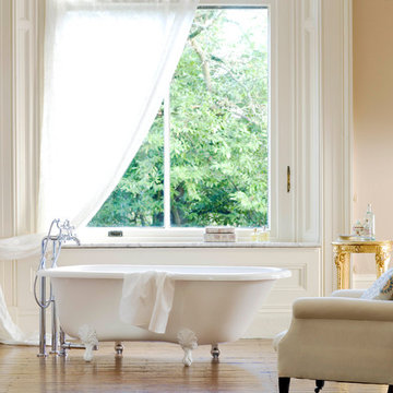 Victoria + Albert Product Gallery