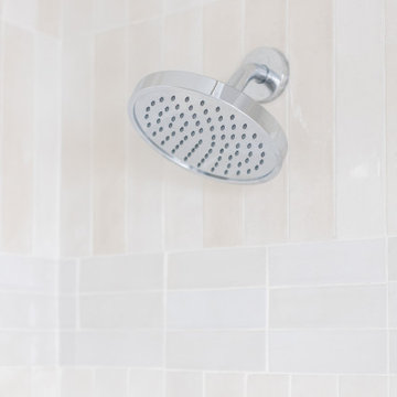Love It Or Leave It | Transitional Girls' Bathroom