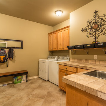 2121 Old Oak Circle