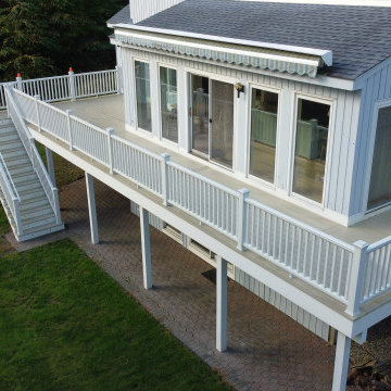 Contemporary Deck