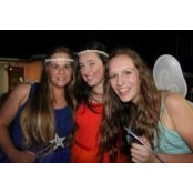 Laura Stevensons foto