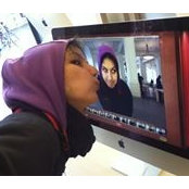 Jasmin Tee's photo