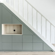 Rangement sous escalier