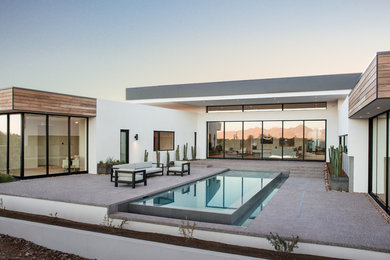 Example of a minimalist home design design in Phoenix