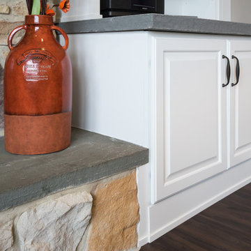 Bright Traditional Kitchen in Pipersville