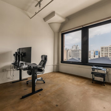 Versatile Daylight Loft for Shoots & Events