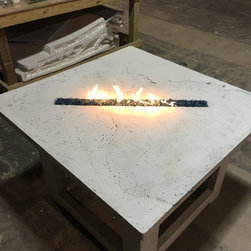 Concrete fire table - Products
