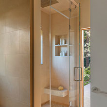 Taye’s bathroom