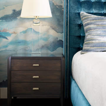 Pied-A-Terre Seaport Style