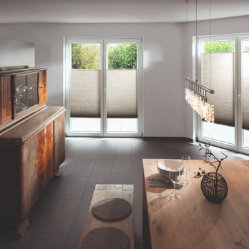 Honeycomb shade for Tilt + Turn Window