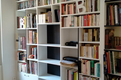 Cette image montre un salon design.