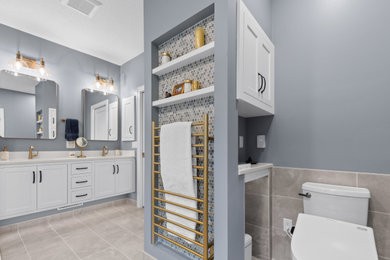 Example of a transitional bathroom design in Minneapolis