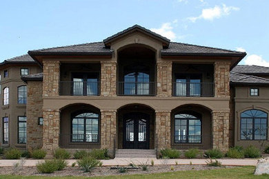 Inspiration for a timeless exterior home remodel in Austin