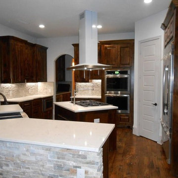 Island Hood for This Kitchen Remodeling in San Jose, CA