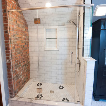 German Village Full Bath