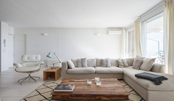 Salón de apartamento turístico en Gavà