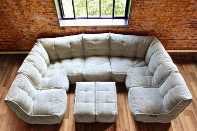 Modernes Wohnzimmer in Sonstige