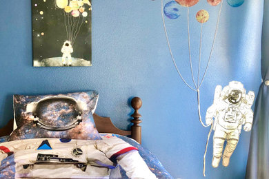 Boy's Astronaut Themed Room