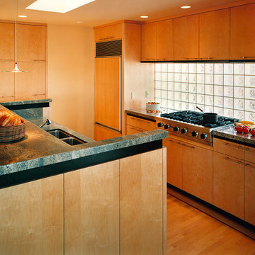 Glass Block Backsplash