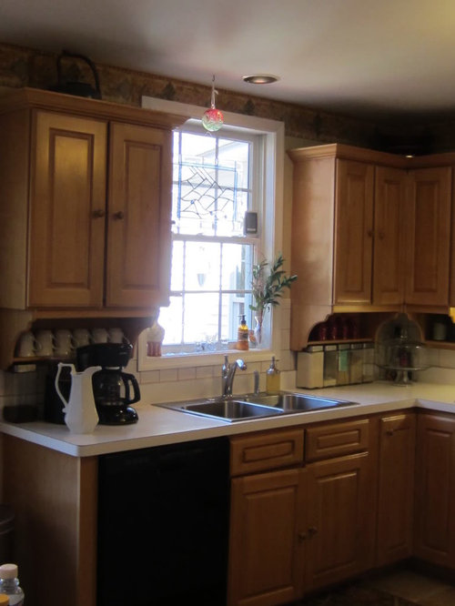 PICSYellowing Maple help w/ counters