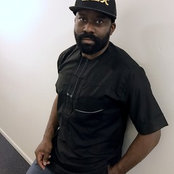 Isiaka Oluewu's photo