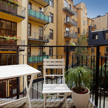 Arkitektritad & spatiös våning med optimal planlösning & balkong