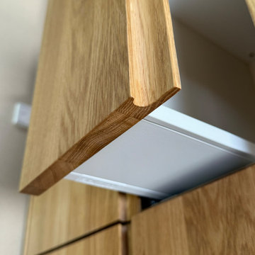 Badnöbel in massiver Eiche