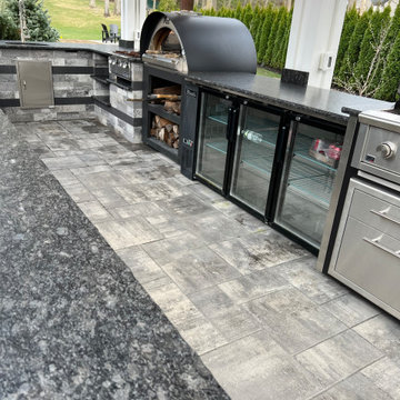 Outdoor Kitchen - Patio - Cambridge Pavers, Muttontown, NY 11545