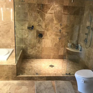 Showers/Tubs