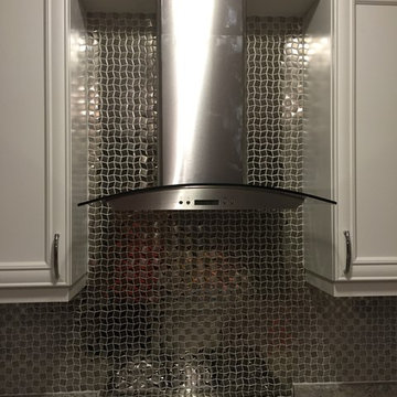Stainless steel backsplash