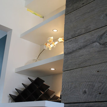 Harris Avenue - Family Room