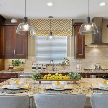 Transitional Two Tone kitchen