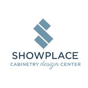 Foto de Showplace Cabinetry Design Center