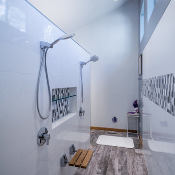 Sensational Contemporary Bath