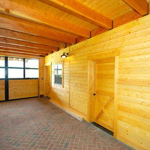 barn/tack room