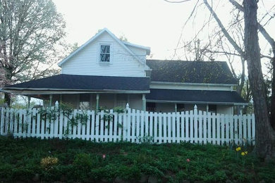 Exterior home idea in Other