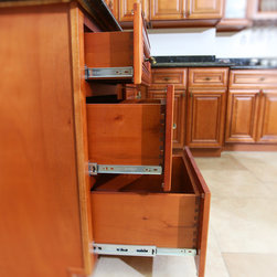 Mocha Rope - Kitchen Cabinetry
