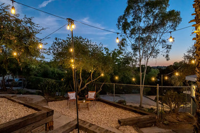 Design ideas for a landscaping in Los Angeles.