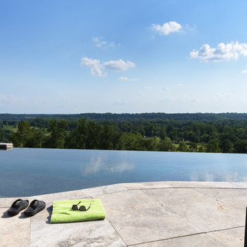Infinity pool