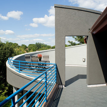 Rooftop Deck Overlooking the Park