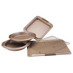 Transitional Bakeware Sets by Meyer Corporation