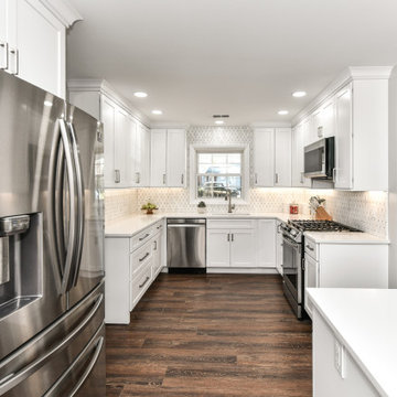 Fairfax - U Shaped Kitchen w/ Island