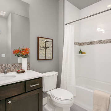 Greater Seattle Area | The Vienna Guest Bathroom