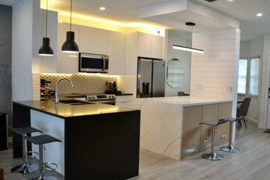 Example of a trendy kitchen design in Miami