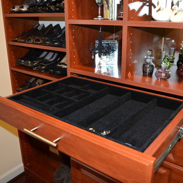 Master Walk In Closets