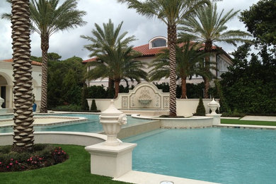 Pool - traditional pool idea in Miami