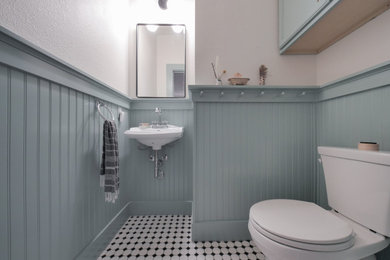 Example of a minimalist powder room design in Austin